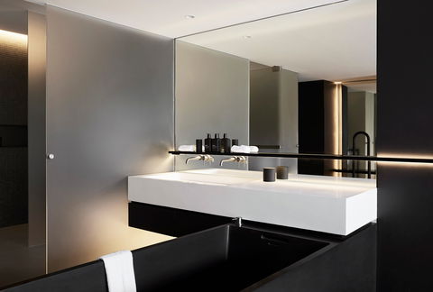 Jackalope Hotel - Tourism Noosa 12