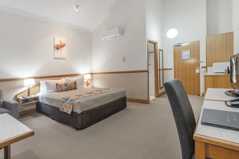 The Airport International Motel - Tourism Noosa 4