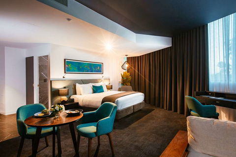 Eatons Hill Hotel - Tourism Noosa 8