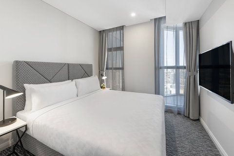 Meriton Suites George St - Tourism Noosa 8