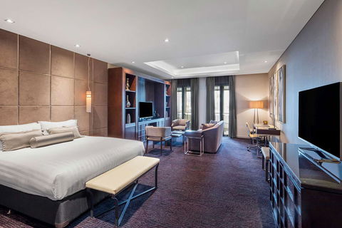 Gambaro Hotel - Tourism Noosa 14