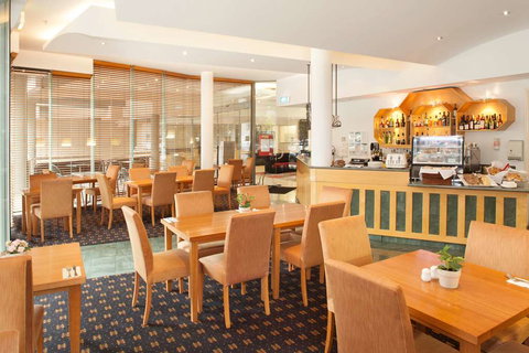 Melbourne Metropole Central - Tourism Noosa 9