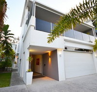 Alex Beach House - Tourism Noosa