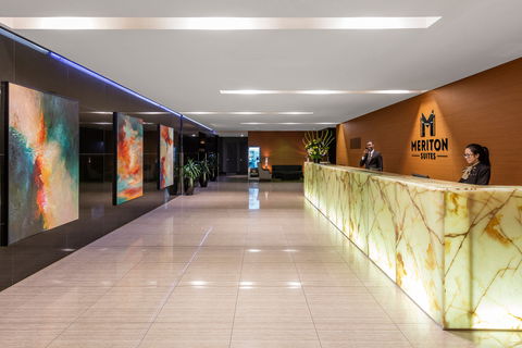 Meriton Suites Campbell Street - Tourism Noosa 2