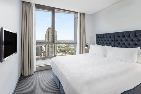 Meriton Suites Campbell Street - Tourism Noosa 8
