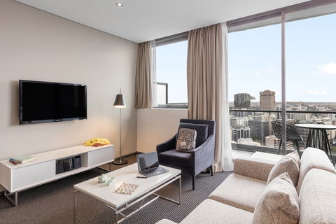Meriton Suites Campbell Street - Tourism Noosa 11