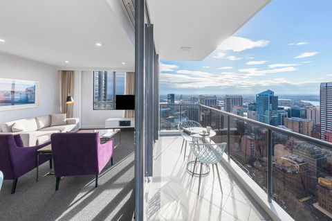 Meriton Suites Pitt Street - Tourism Noosa 12