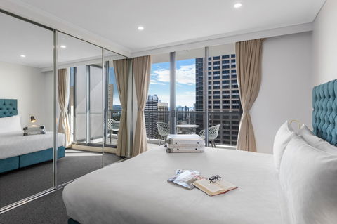 Meriton Suites Pitt Street - Tourism Noosa 13
