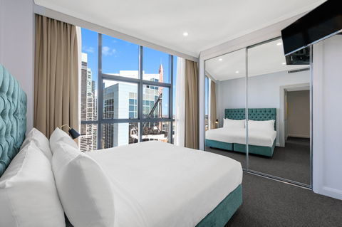 Meriton Suites Pitt Street - Tourism Noosa 17