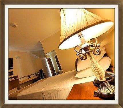 Emerald Maraboon Motor Inn - Tourism Noosa 13