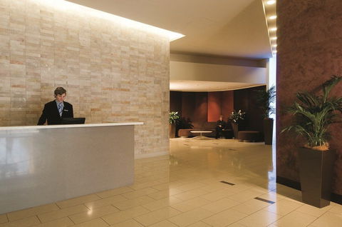 Oaks Casino Towers - Tourism Noosa 1