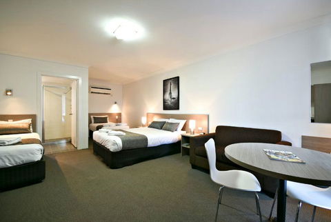 The Aberdeen Motel - Tourism Noosa 2