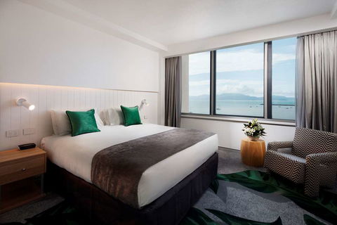 The Ville Resort Casino - Tourism Noosa 4