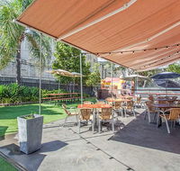 Nightcap at High Flyer Hotel - Tourism Noosa