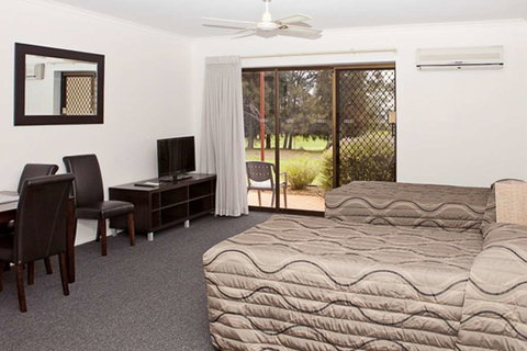 Comfort Inn & Suites Riverland - Tourism Noosa 3