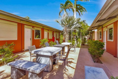Econo Lodge Karratha - Tourism Noosa 17