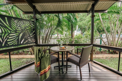 Palms City Resort - Tourism Noosa 3