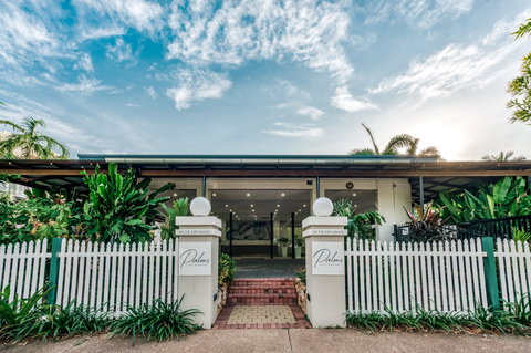 Palms City Resort - Tourism Noosa 5