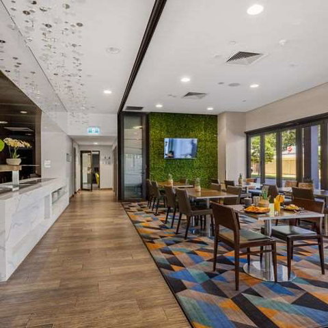 H on Mitchell Apartment Hotel - Tourism Noosa 7