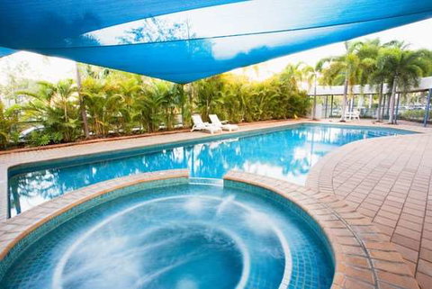 Mantra on the Esplanade - Tourism Noosa 3