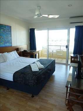 Cullen Bay Resorts - Tourism Noosa 4