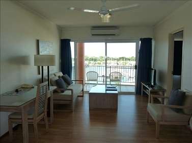 Cullen Bay Resorts - Tourism Noosa 5