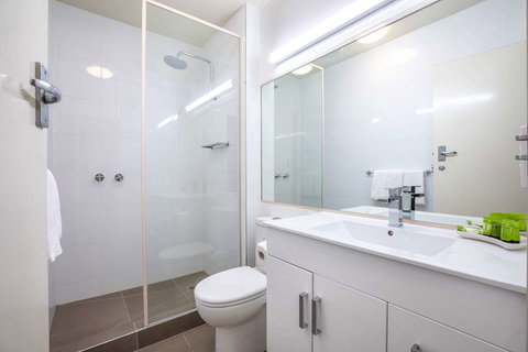 Nightcap at Shoppingtown Hotel - Tourism Noosa 2