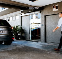 Astor Inn - Tourism Noosa