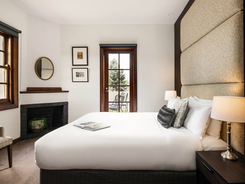 Peppers Mineral Springs - Tourism Noosa 2