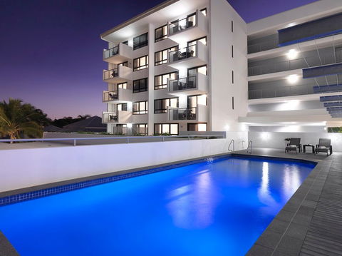 Oaks Carlyle - Tourism Noosa 1