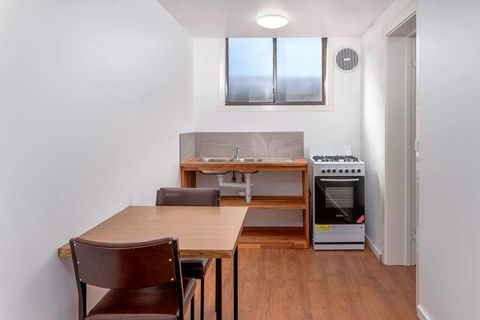 Econo Lodge Lilydale - Tourism Noosa 1