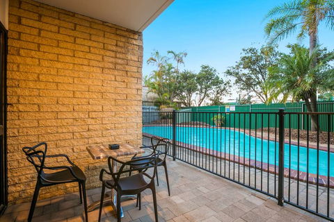 Kawana Waters Hotel By NightCap - Tourism Noosa 1