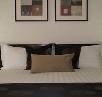 Blazing Stump Motel  Suites - Tourism Noosa