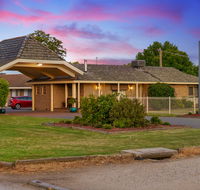Stagecoach Motel - Tourism Noosa