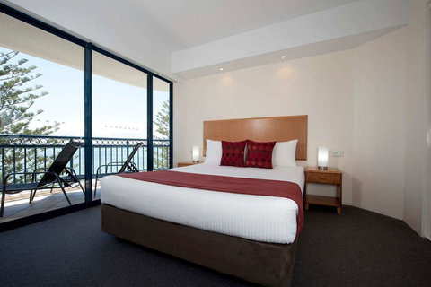 Ramada Resort Golden Beach - Tourism Noosa 10