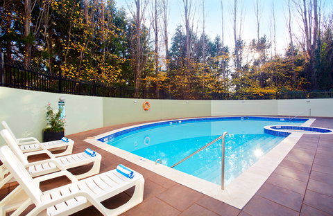 Crowne Plaza Canberra - Tourism Noosa 7