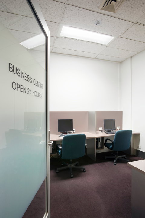 Crowne Plaza Canberra - Tourism Noosa 16