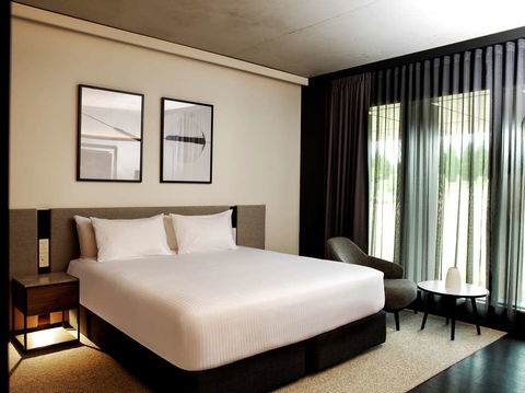 A By Adina Canberra - Tourism Noosa 7