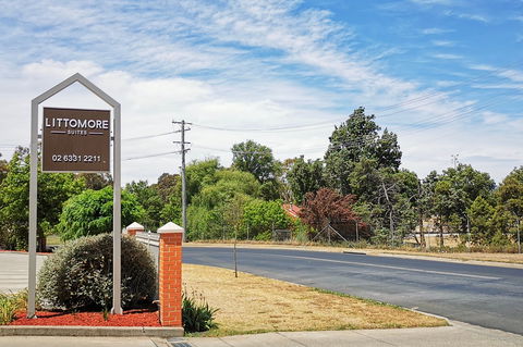 Governor Macquarie Motor Inn - Tourism Noosa 2