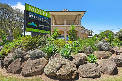 Great Divide Motor Inn - Tourism Noosa 0