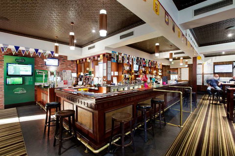 Federal Hotel, A Nightcap Hotel - Tourism Noosa 2