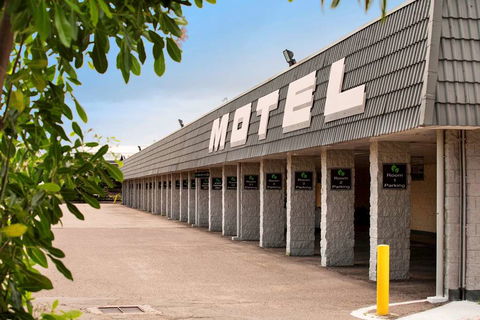 Dalrymple Motel - Tourism Noosa 0