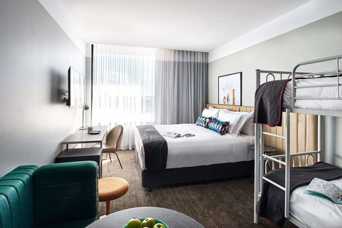 Veriu Green Square - Tourism Noosa 7