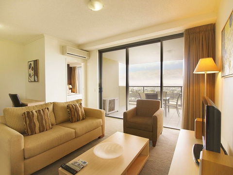 Oaks 212 Margaret - Tourism Noosa 3