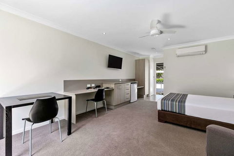 Econo Lodge Beachside - Tourism Noosa 15