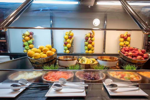 DoubleTree by Hilton Cairns - Tourism Noosa 15