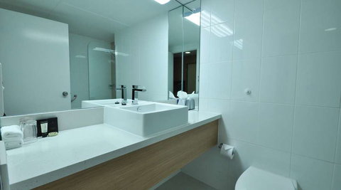 Pacific Hotel Cairns - Tourism Noosa 5