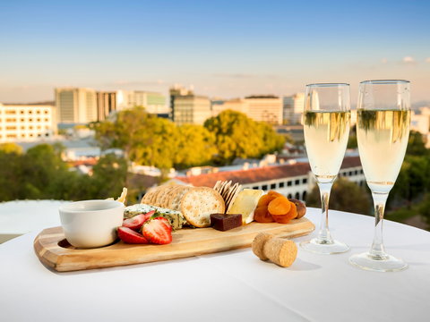 Novotel Canberra - Tourism Noosa 2