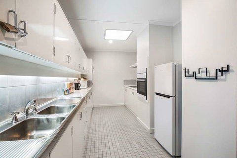 Nightcap at Coolaroo Hotel - Tourism Noosa 2