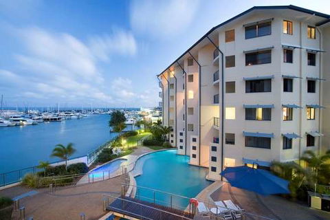 Mantra Hervey Bay - Tourism Noosa 0
